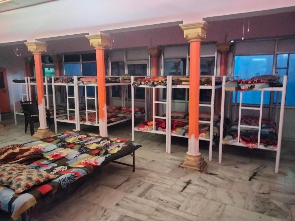 Shri Swami Sheetal Das Aashram Dharmshala Benares Buitenkant foto
